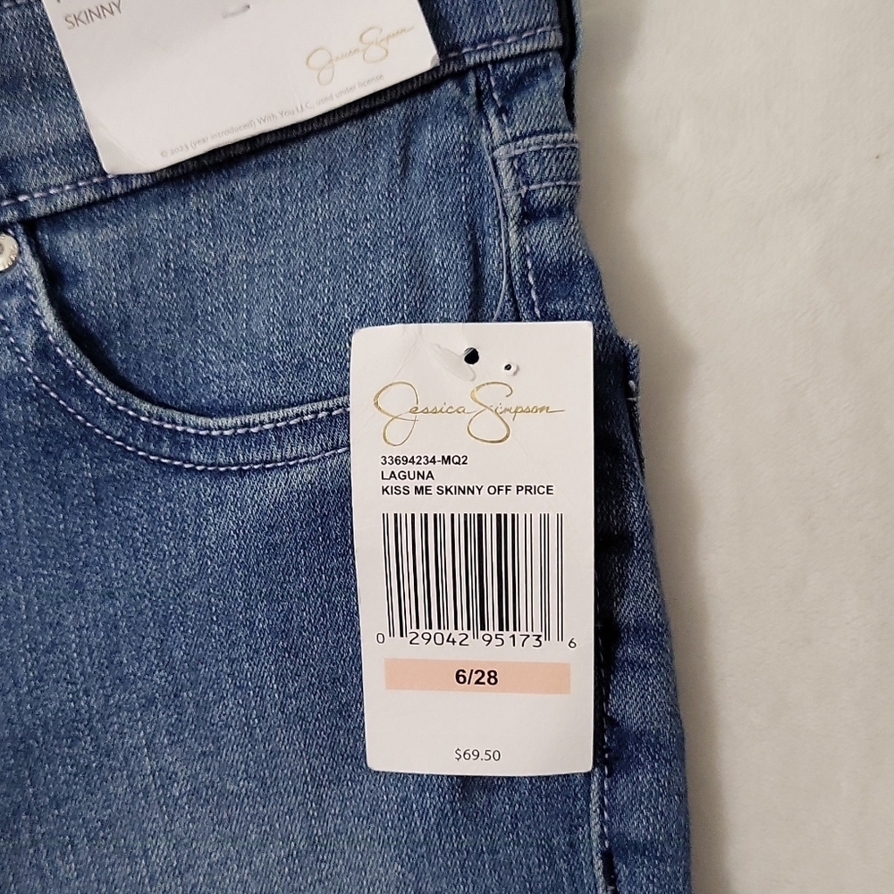 NWT Jessica Simpson Kiss Me Skinny Jeans Women's Blue Medium Wash Denim 6/28 - Picture 9 of 16